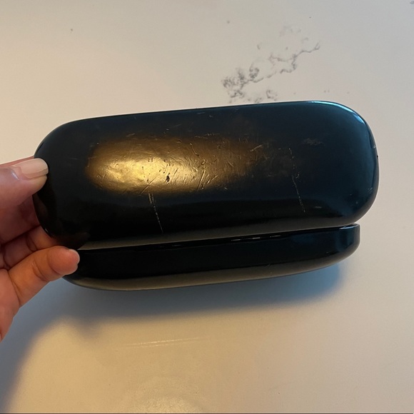 Gucci sunglasses case - Picture 2 of 5
